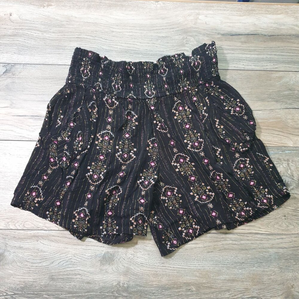 Threedots Boho Style Black Floral Print Women Shorts Elastic XL Size 28 Waist